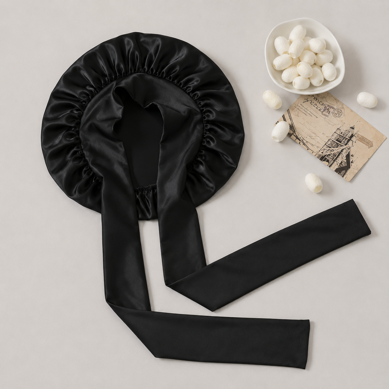 Bonnet de nuit en satin de soie de mûrier — The Silk Hour