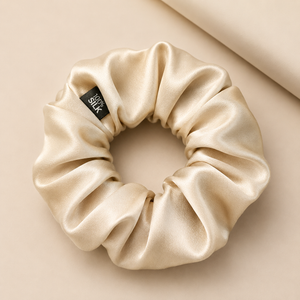 Chouchou en satin de soie de mûrier — The Silk Hour